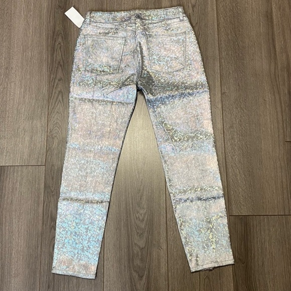 DL1961 NWT Florence Crop Mid Rise Skinny Holographic Pants COOL SPARKLY PANTS - Picture 6 of 7